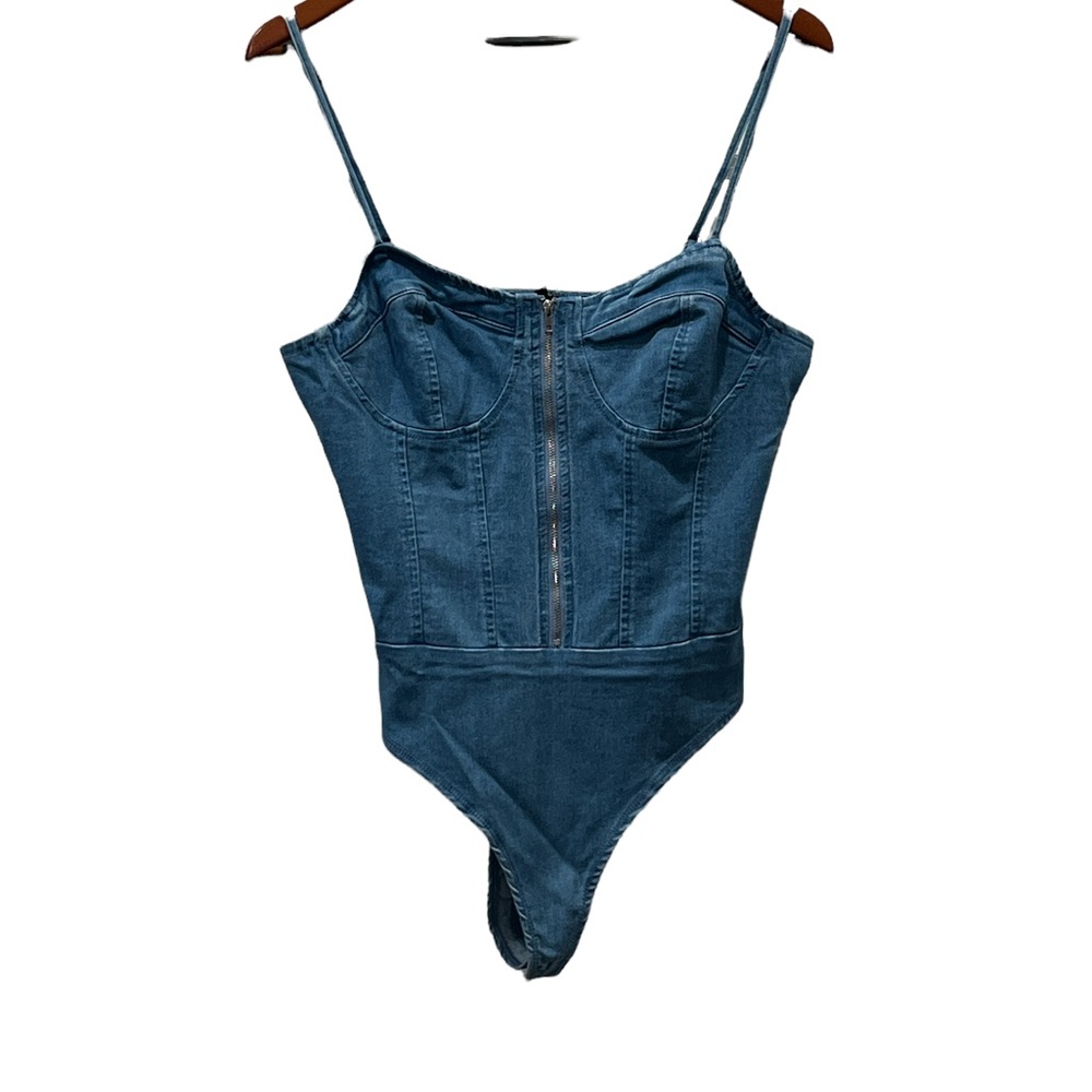 Iris Basic Women’s Jean Zippered Bodysuit Sz M